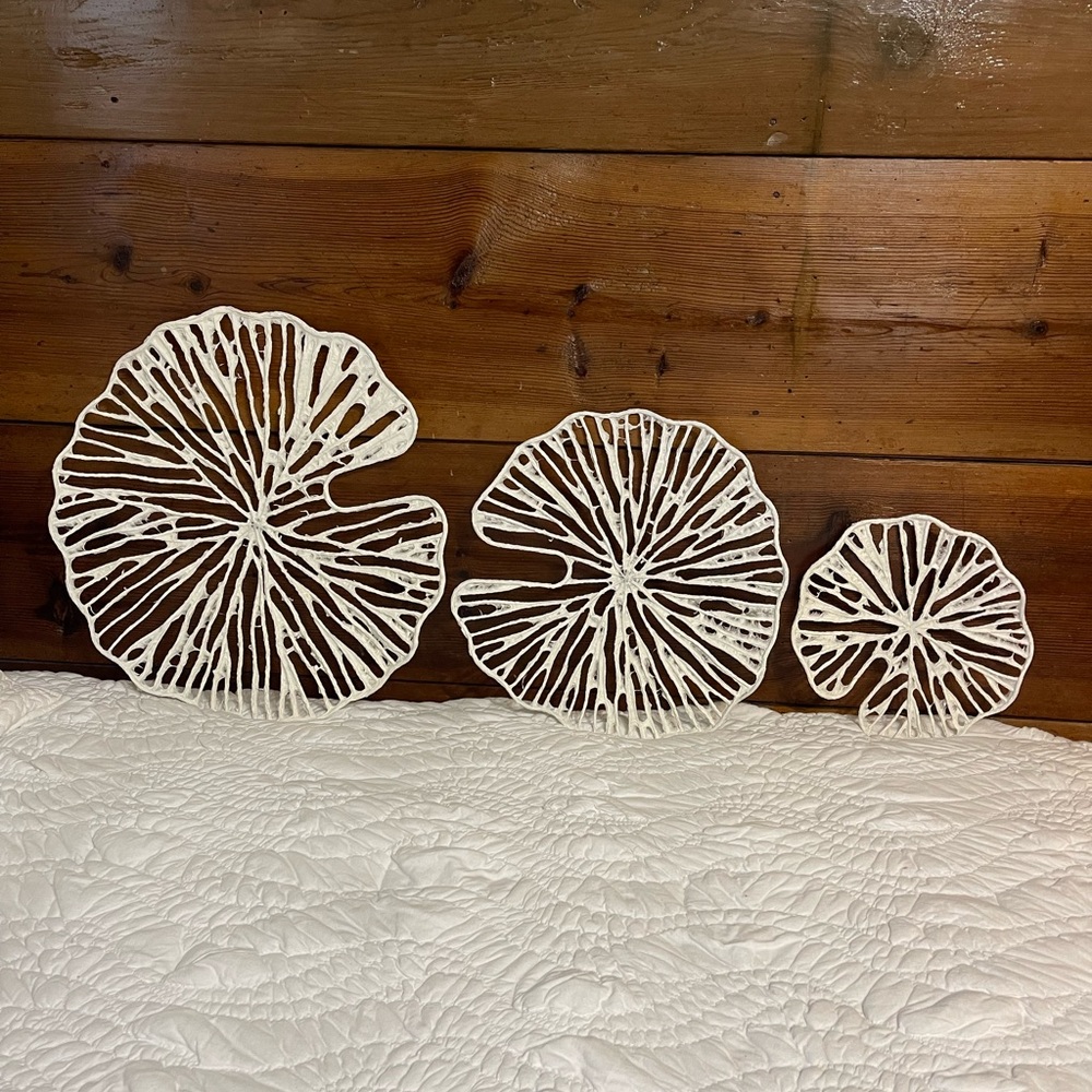 New Anthropologie Sand Dollar Paper Wall Hangings, Set of 3 - Picture 2 of 10